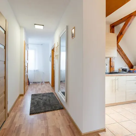 Karkonoszek 10 Jelení Hora