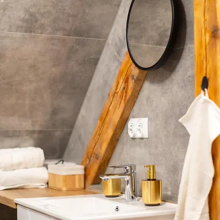 Karkonoszek 10 Apartmán *